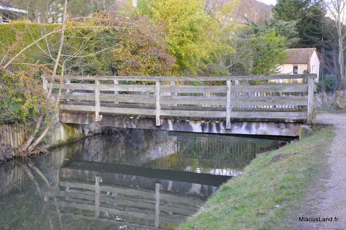 25-chemin des petits ponts