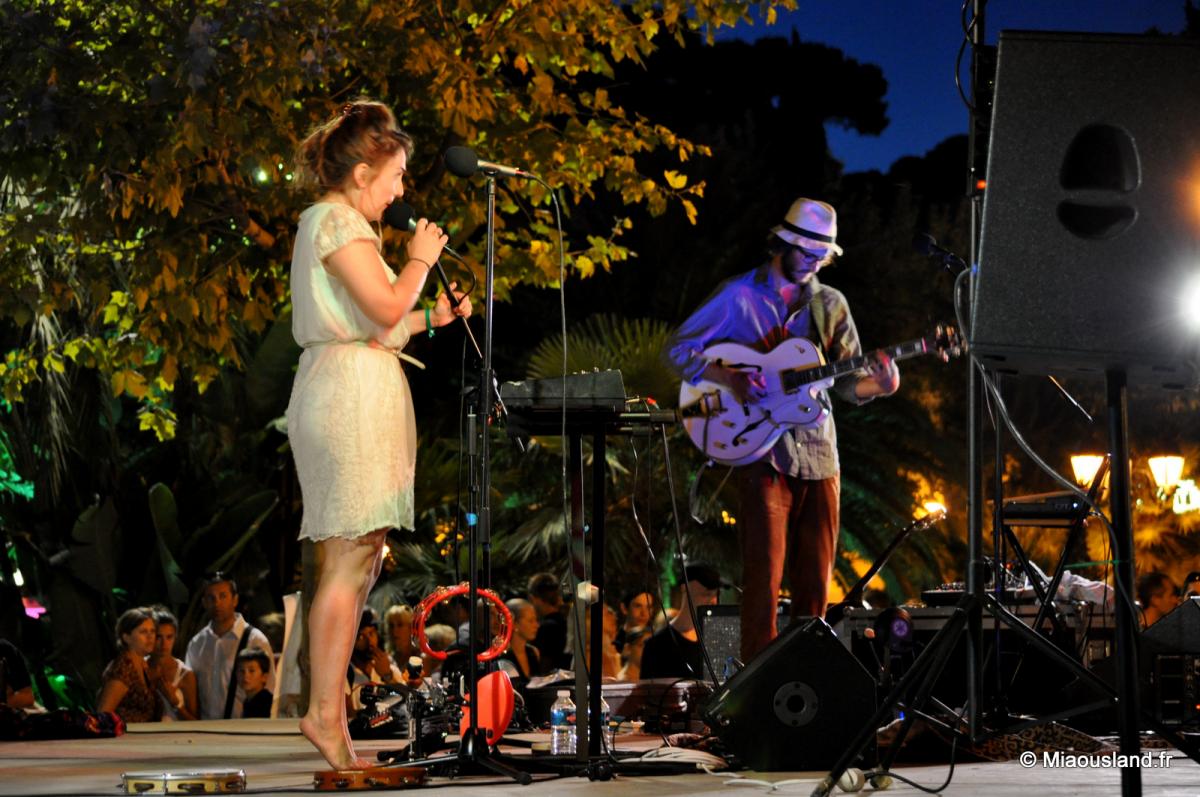 02 - CONCERT Mayra et Mister Mow  09