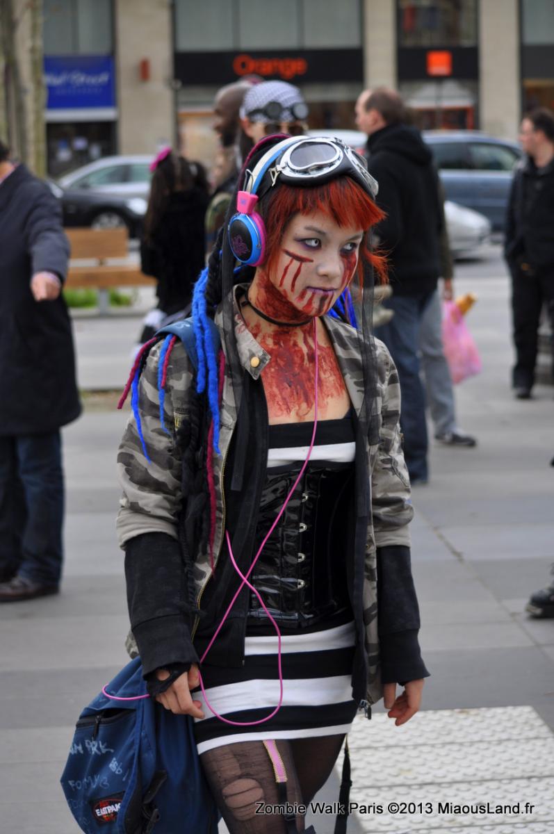 009 - Zombie Walk 2013