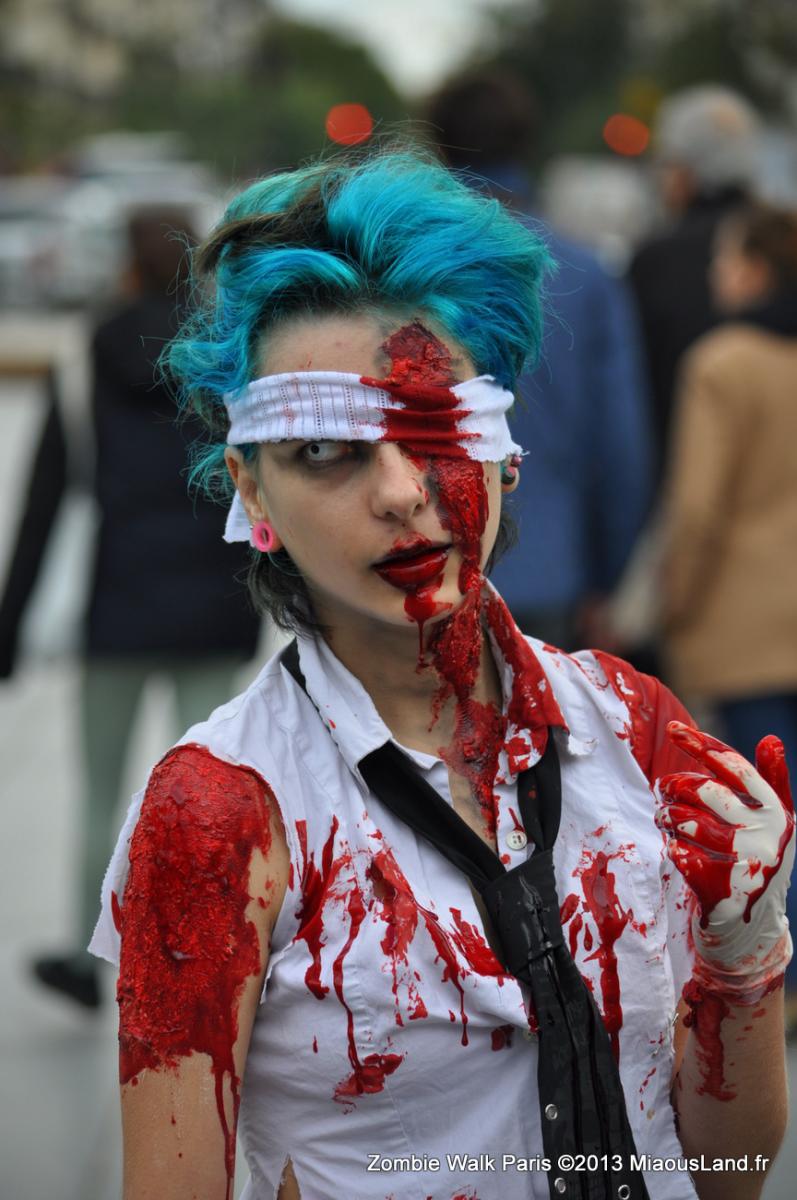 044 - Zombie Walk 2013