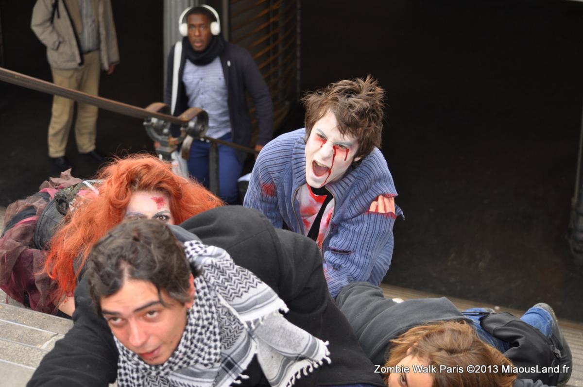 051 - Zombie Walk 2013