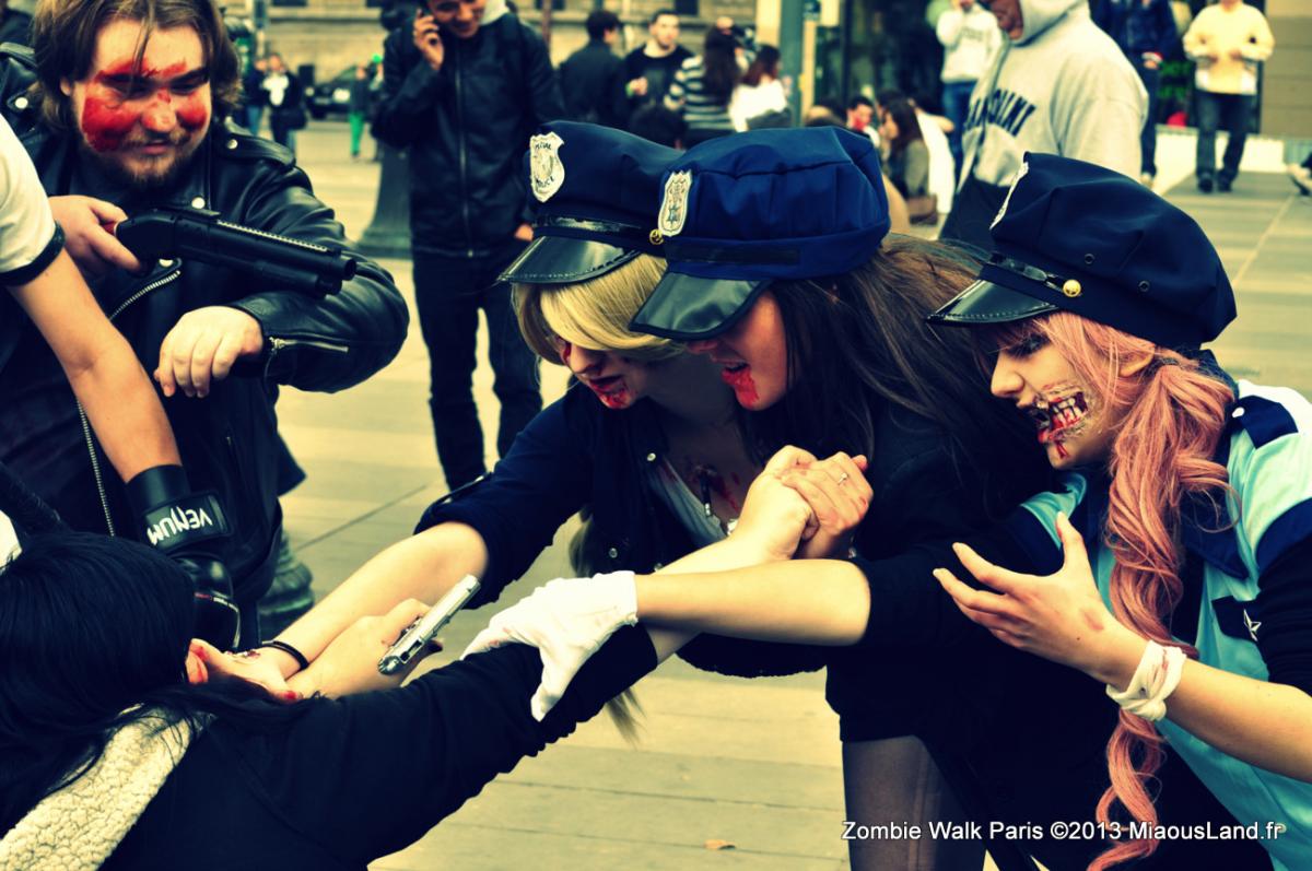 054 - Zombie Walk 2013