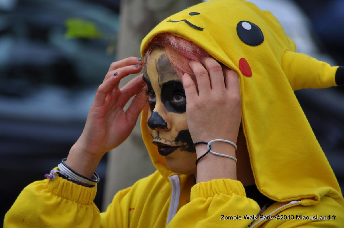 075 - Zombie Walk 2013