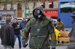 071 - Zombie Walk 2013